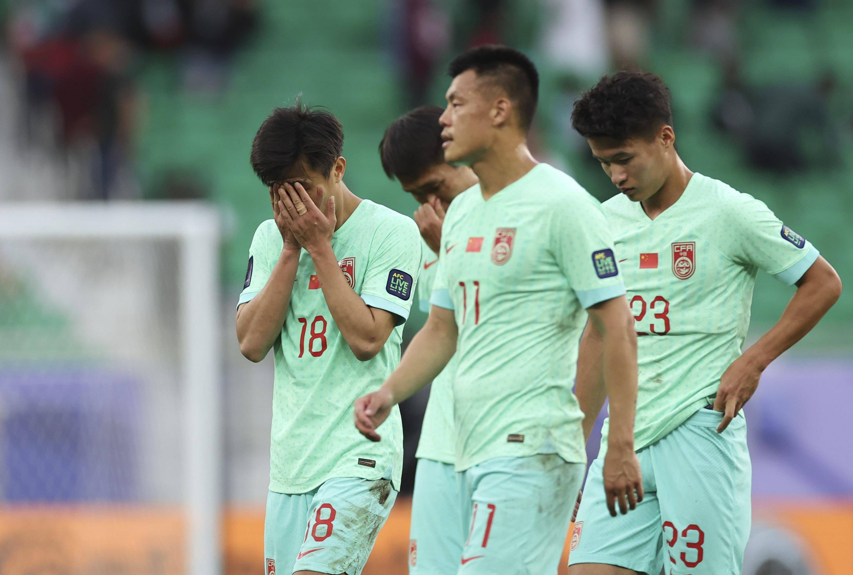 亚洲杯小组赛两平零进球亚洲杯，国足急需解决锋无力