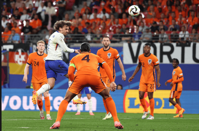 欧洲杯最新战报！荷兰、法国握手言和，本届欧洲杯首场0：0诞生；波兰1:3不敌奥地利，成首支出局球队