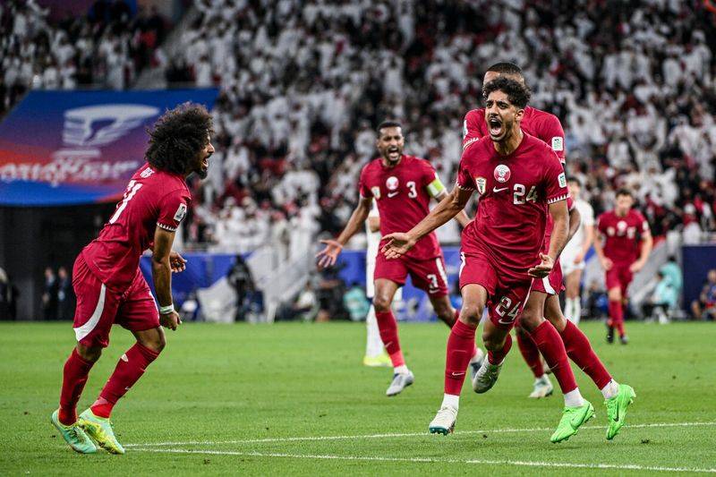 亚洲杯决赛队诞生：黑马突围亚洲杯，卡塔尔逆转晋级，伊朗韩国爆冷出局