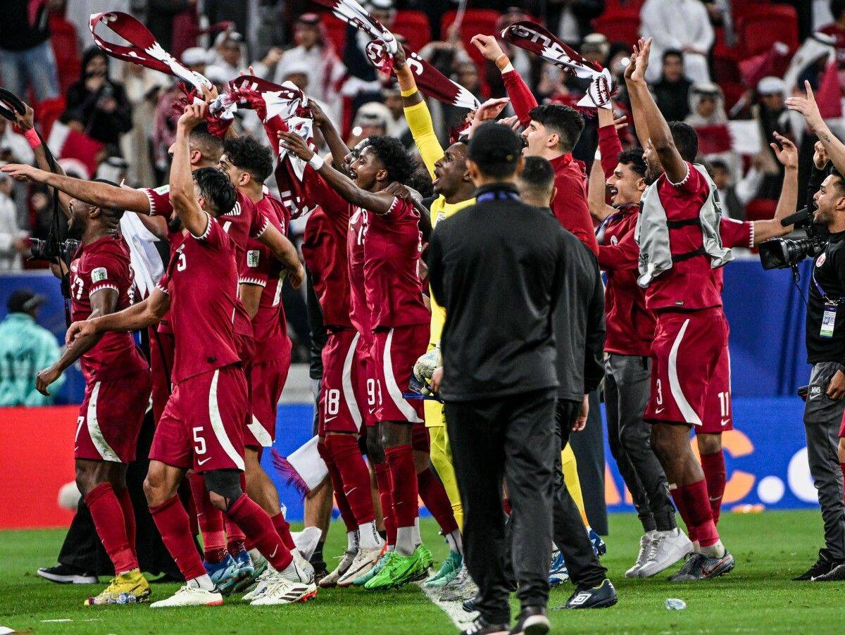 亚洲杯决赛队诞生：黑马突围亚洲杯，卡塔尔逆转晋级，伊朗韩国爆冷出局